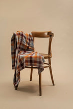 Charger l&#39;image dans la galerie, Plaid en laine MOISMONT 140 x 200 cm
