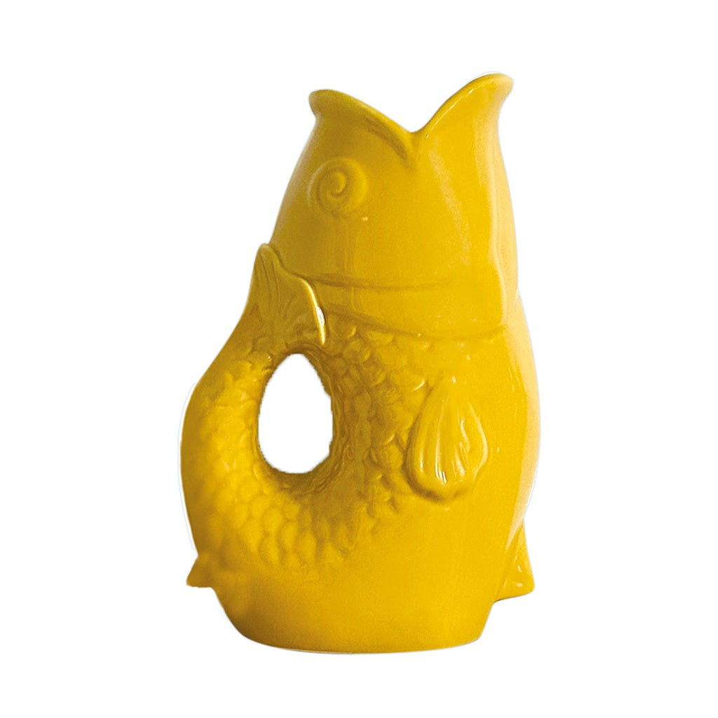 Carafe, vase ou pichet en forme de poisson en céramique jaune safran.