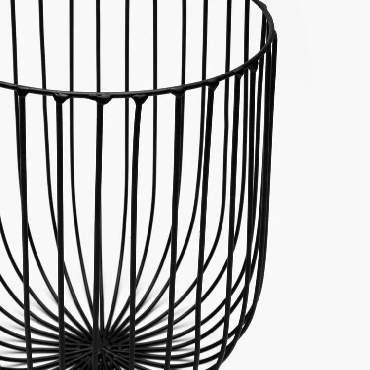 CORBEILLE HAUTE EN METAL NOIR SERAX