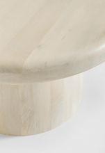 Charger l&#39;image dans la galerie, Table basse en bois de manguier finition naturelle
