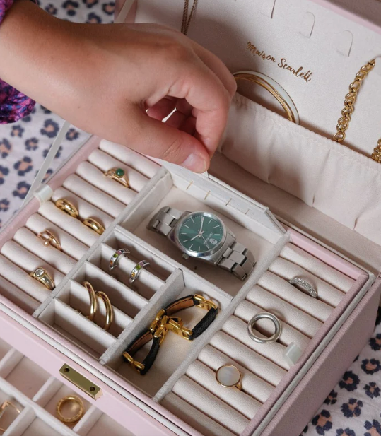 Boite à bijoux pour la maison ou le voyage : la super grande avec tiroir