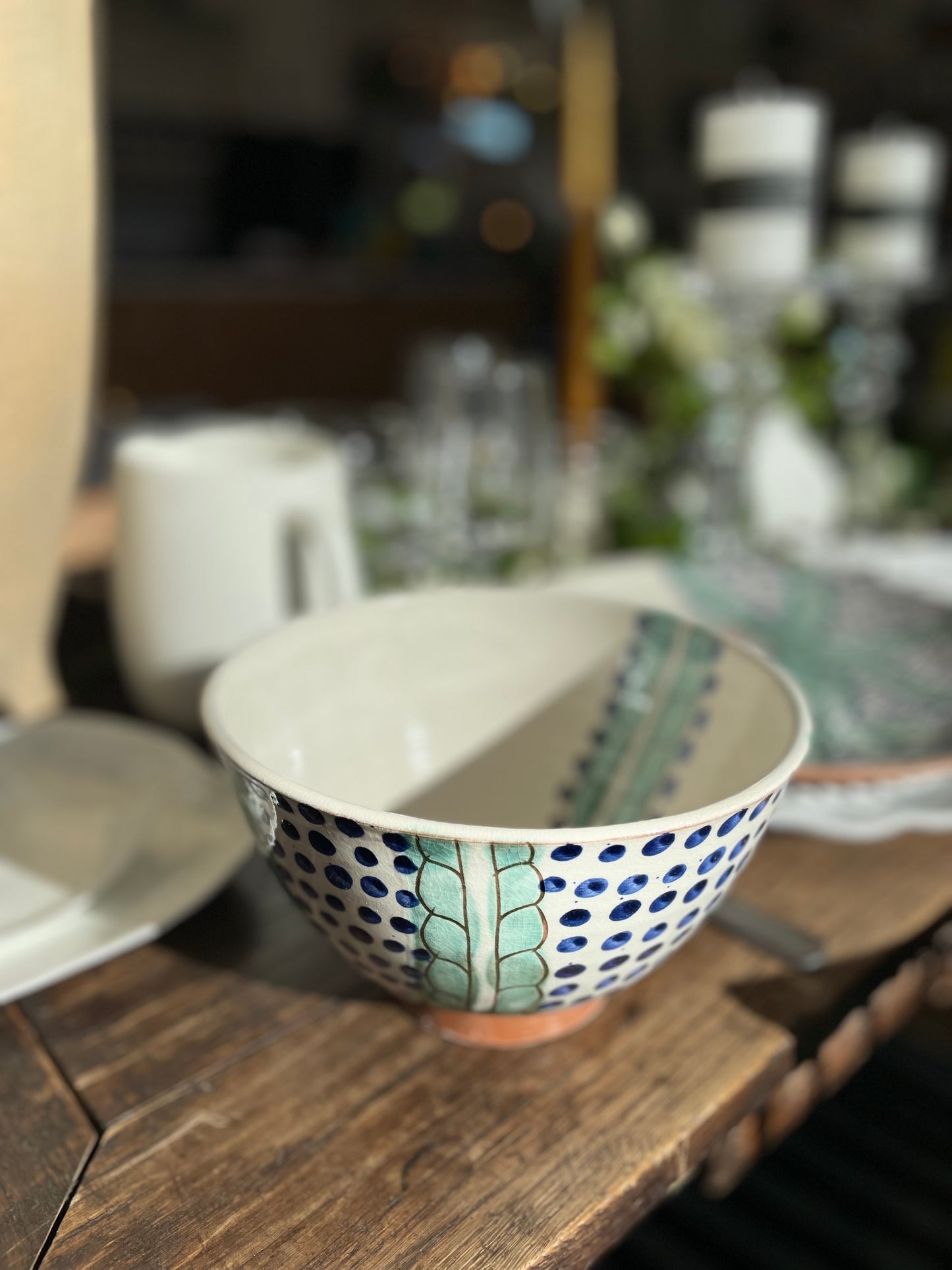 Saladier artisanal en céramique traditionnelle avec motifs peints à la main FOLIAGE