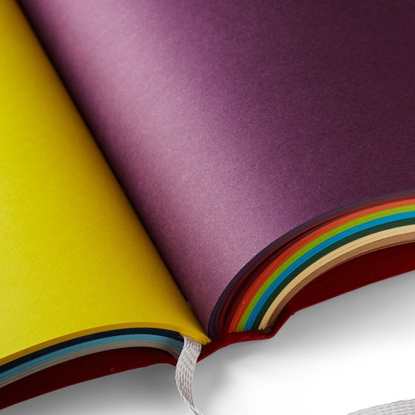 Carnet journal avec feuilles multicolores de la maison FABRIANO