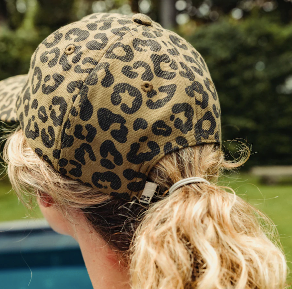 Casquettes SUNNY spécial LEOPARD de chez 23 degrés