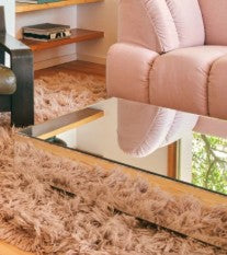 Table basse rectangulaire tout en miroir totalement seventies