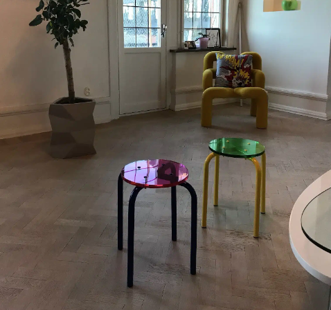 Tabouret design et trop fun du designer français LAURENT BADIER