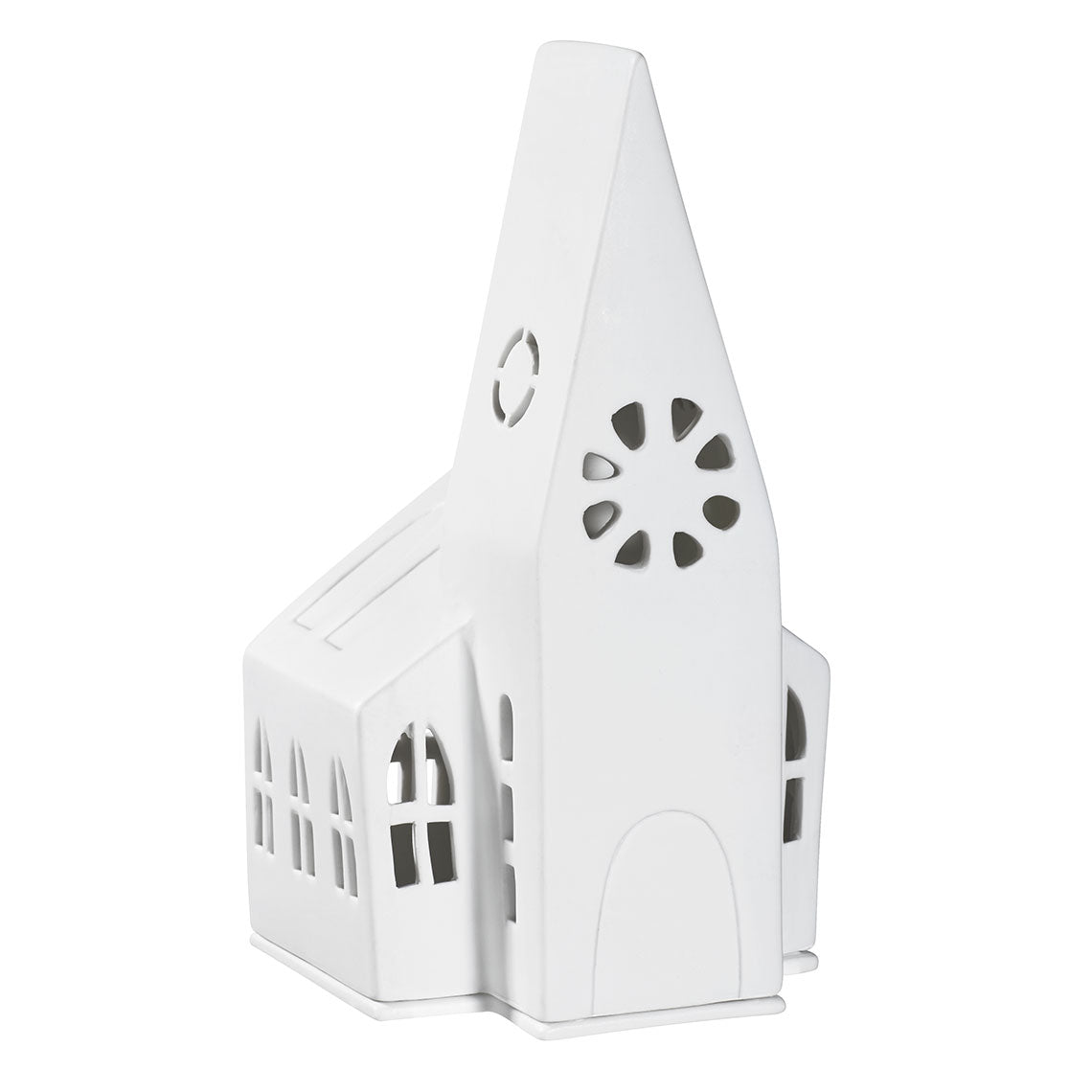 Photophore en porcelaine blanche en forme de petite église, sur fond blanc.