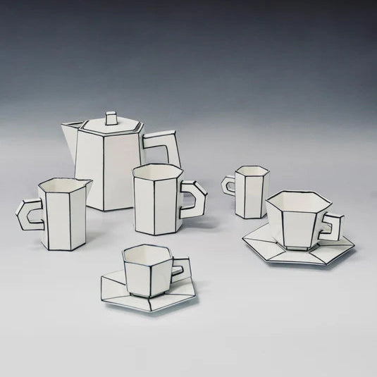 TASSE ET SOUCOUPE -BLANC-ET-NOIR-CARTE-BLANCHE-SERAX1-LA-PETITE-BOITE-JAUNE