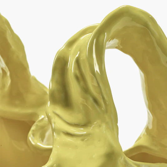 VASE_GALA_EN_FORME_DE_SAC_JAUNE DE Kseniya Kravtsova_SERAX - LA PETITE BOITE JAUNE