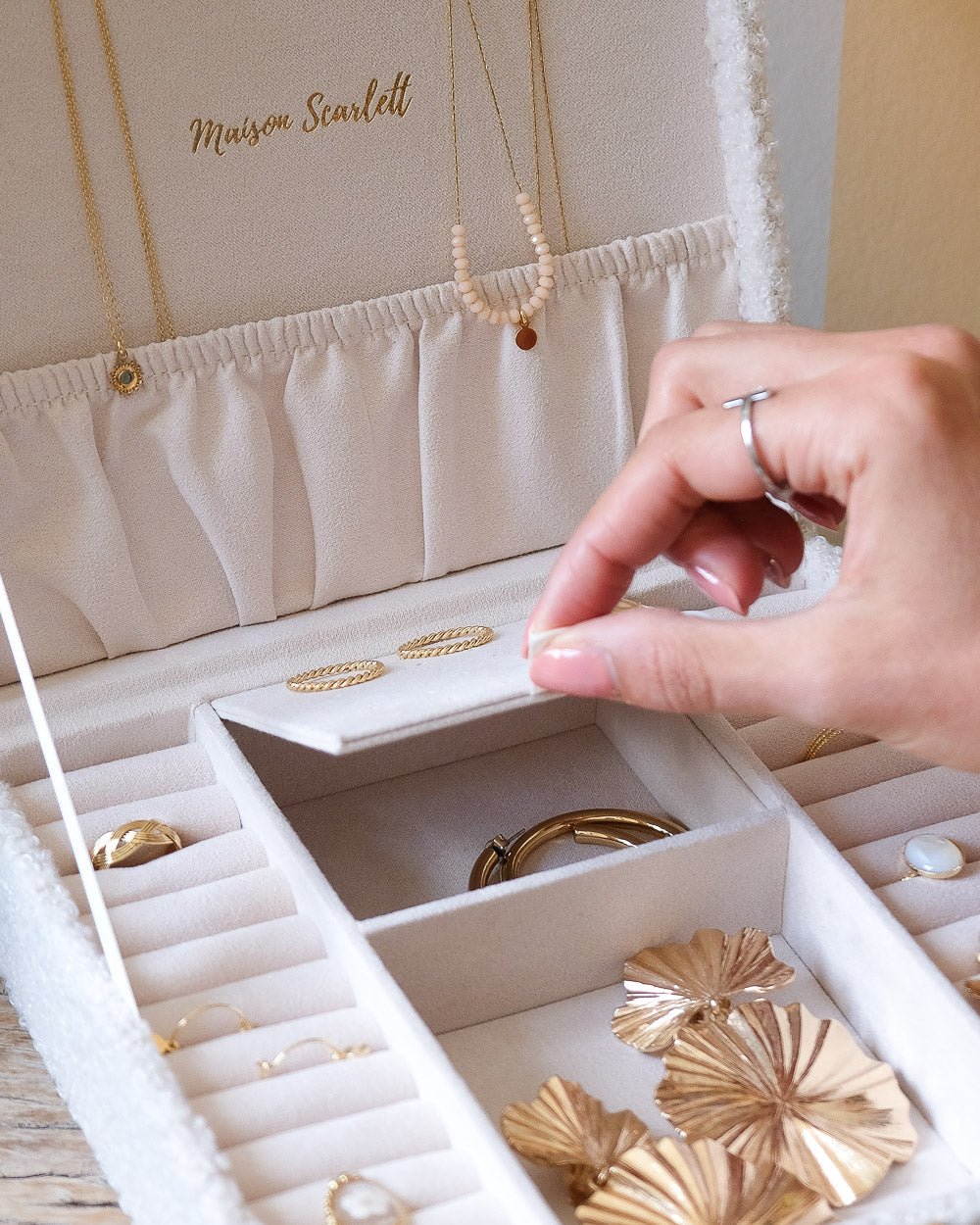 Boite à bijoux pour la maison ou le voyage : la super grande avec tiroir