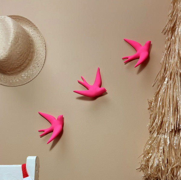 Hirondelles volage rose fluo