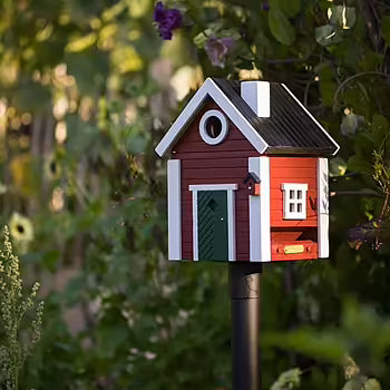 Maison mangeoire ou nichoir pour oiseaux