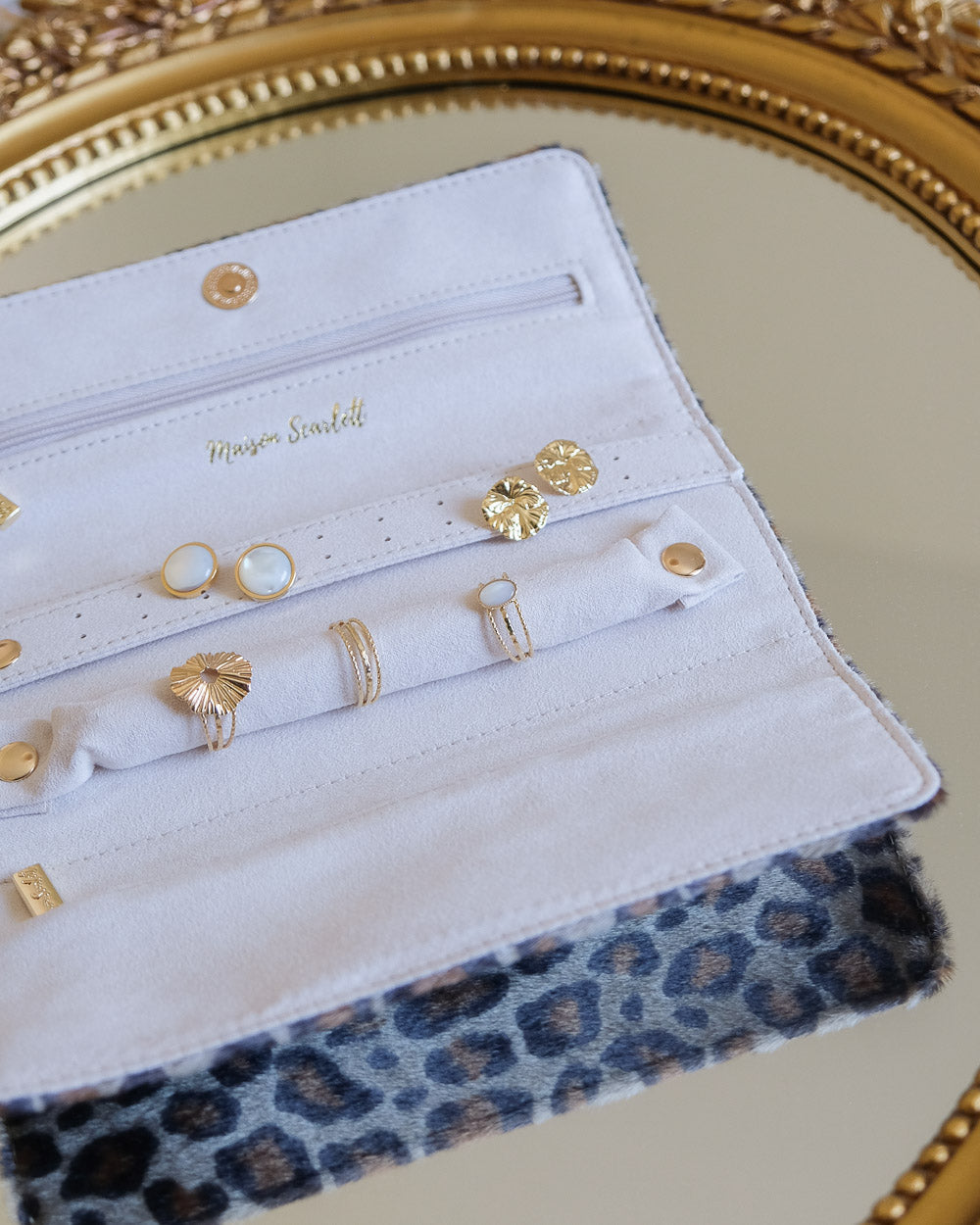 Boite souple pochette à bijoux de voyage ou pour la maison
