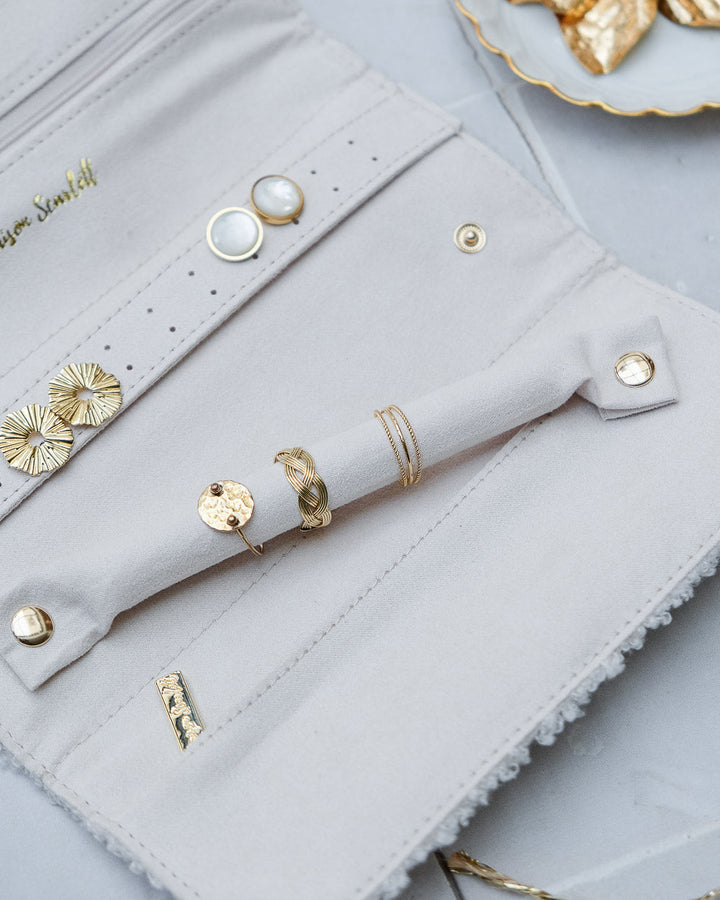 Boite souple pochette à bijoux de voyage ou pour la maison