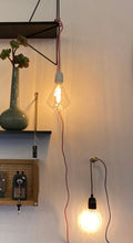 Charger l&#39;image dans la galerie, Ampoule LED décorative design &quot;striée&quot; ronde
