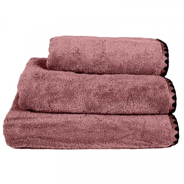 Serviettes d'invités en éponge, modèle Issey, coloris bois de rose.