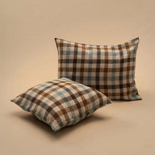 Charger l&#39;image dans la galerie, Coussin en laine MOISMONT 50 x 50 cm
