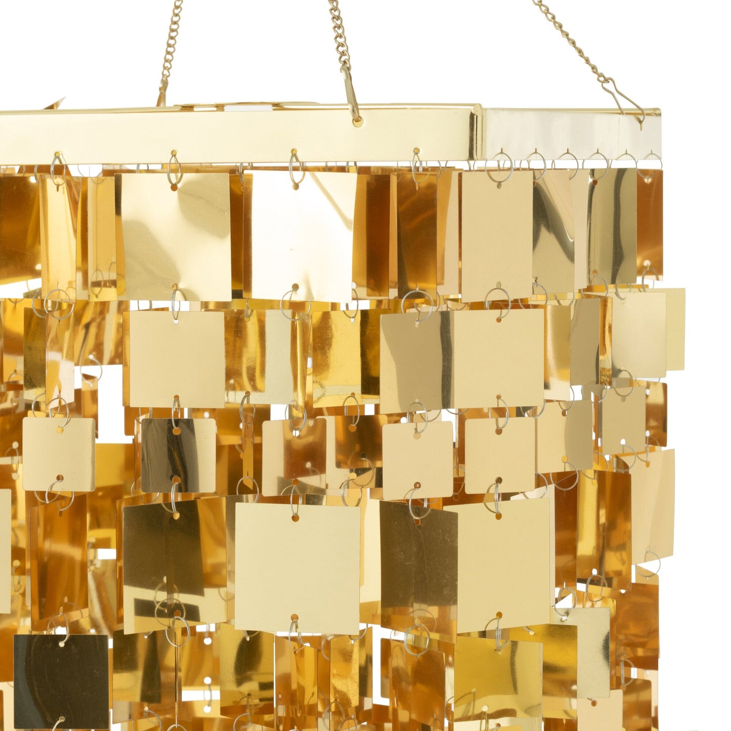 Abat-jour carré avec une cascade de sequins dorés.