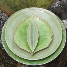 Charger l&#39;image dans la galerie, Feuille d&#39;Hydrangea en grès Christian TORTU
