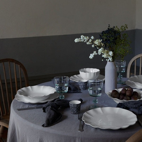 Assiette plate en gres blanc dentellé -Lapetiteboitejaune