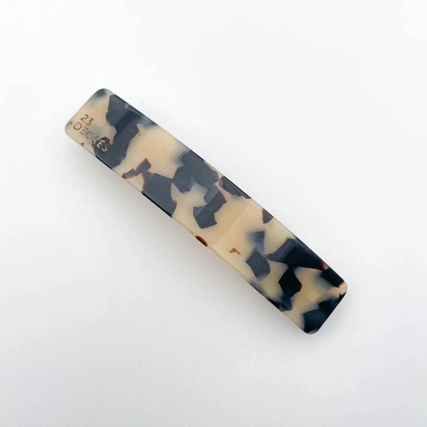 Barrette 9 cm de 23 degrés en acétate, coloris beige à motif léopard.