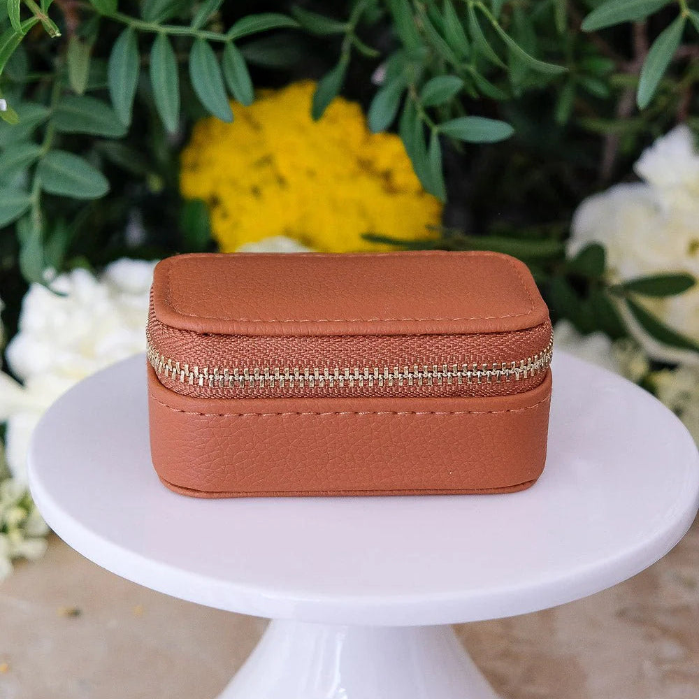 Grande boîte à bijoux avec tiroir, modèle Marie, coloris cuir PU Camel.  