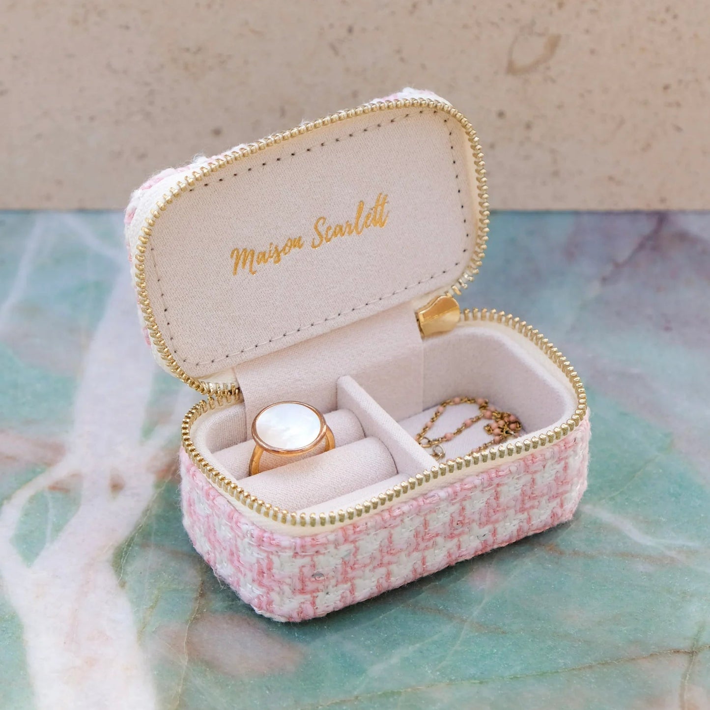 Grande boîte à bijoux avec tiroir, modèle Marie, coloris pied-de-poule rose.  