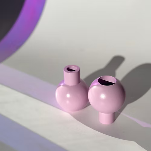 Bougeoirs empilables haut et bas avec trous pour bougies cierges et bougies minis.