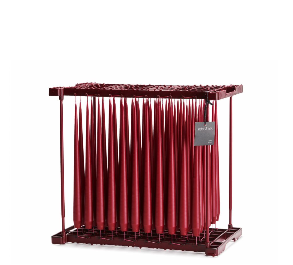 Bougies coniques, 32 cm, finition mat de Ester & Erik, coloris bordeaux vin. 