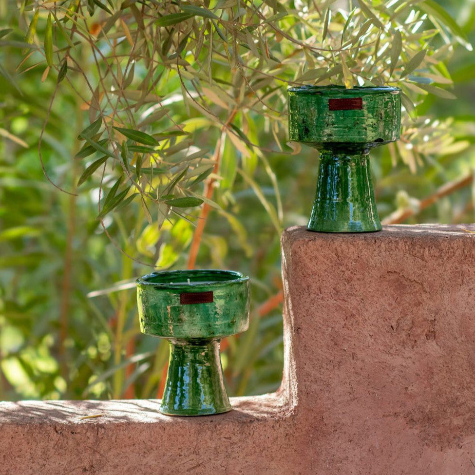 Bougie dans une coupe en poterie tamegroute verte.