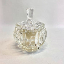Charger l&#39;image dans la galerie, Bougie bonbonniere en verre
