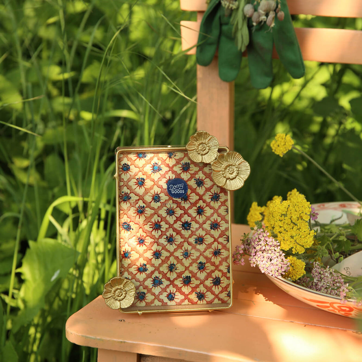 CADRE_DORE_FLEURS_DOREES_LA_PETITE_BOITE_JAUNE