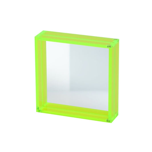 Cadre photo carré en plexi jaune fluo.