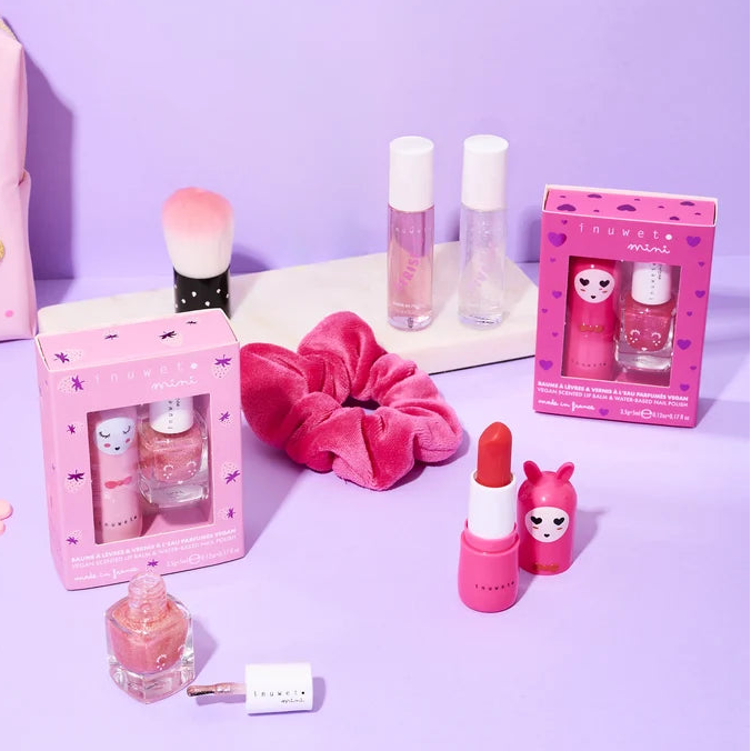 Coffret duo de baume à lèvre et vernis à eau pour enfants. 