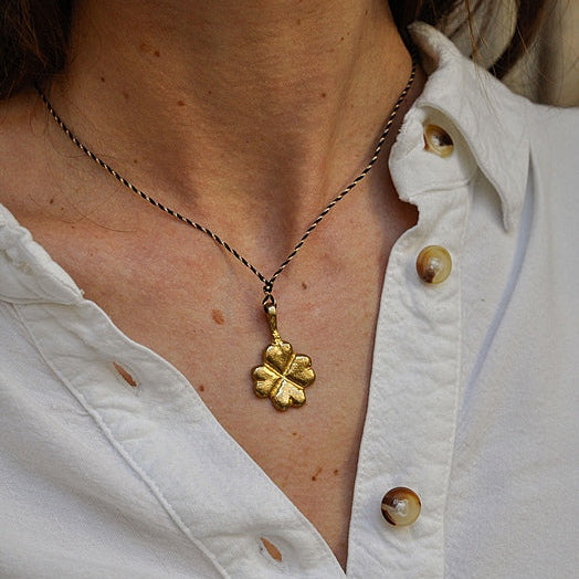 COLLIER SAUTOIR GRIGRI TREFLE BONCOEURS - LA PETITE BOITE JAUNE