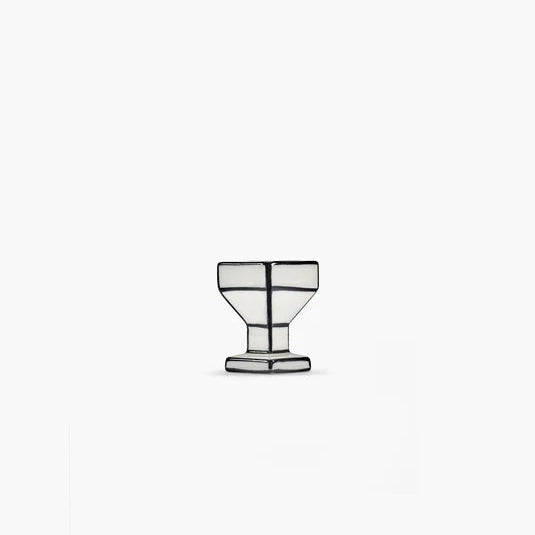 COQUETIER_-BLANC-ET-NOIR-CARTE-BLANCHE-SERAX1-LA-PETITE-BOITE-JAUNE