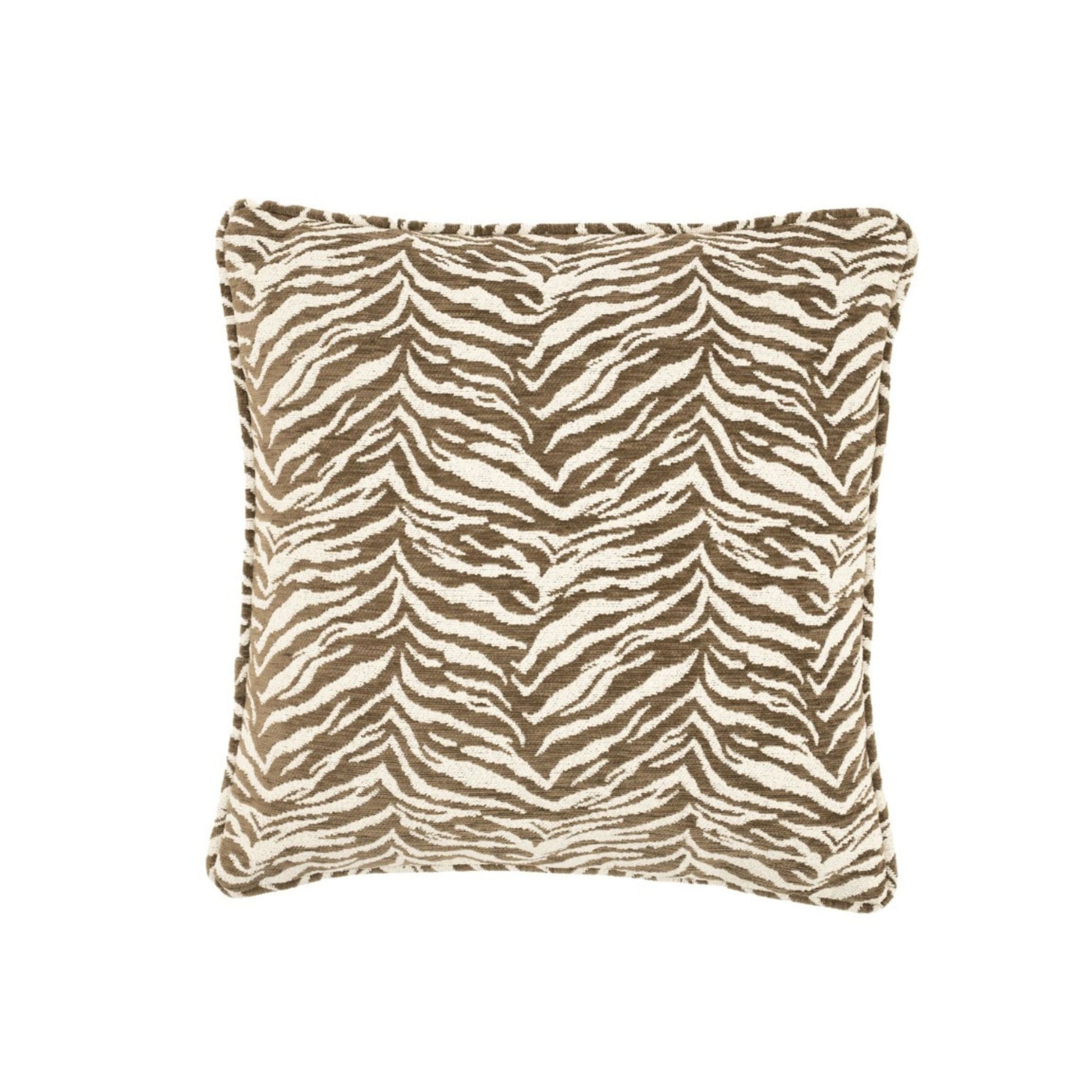 Coussin à motifs tigré marron.
