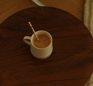 Set de 2 magnifiques  cuillères à café en laiton doré