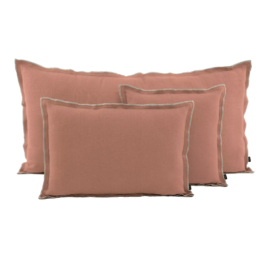 Coussin_uni_en_lin_seony_de_Haomy_atureln-_LA_PETITE_BOITE_JAUNE