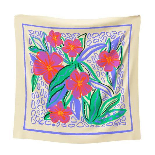 Foulard en soie carré, finition mat avec dessins de fleurs violettes et rouges.