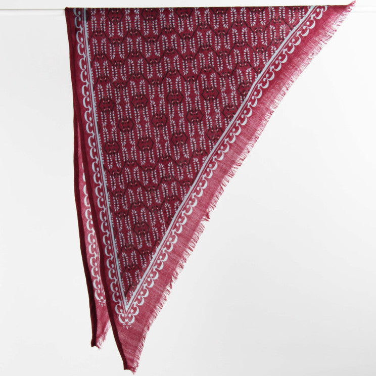 Foulard triangle en laine, graphique et éthique - Différents modèles