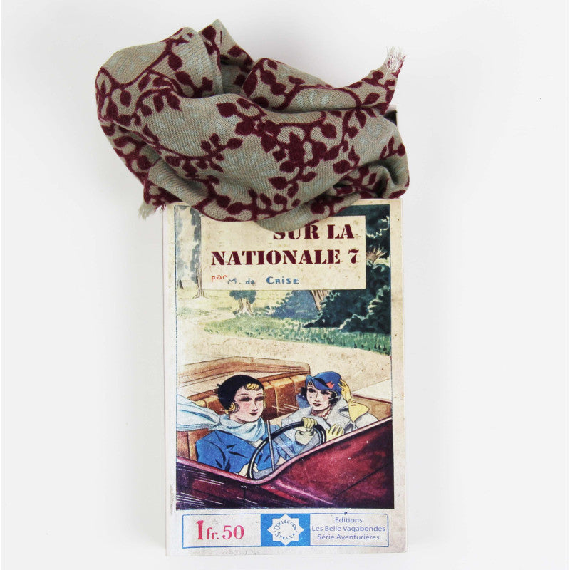 Foulard triangle en laine, graphique et éthique - Différents modèles