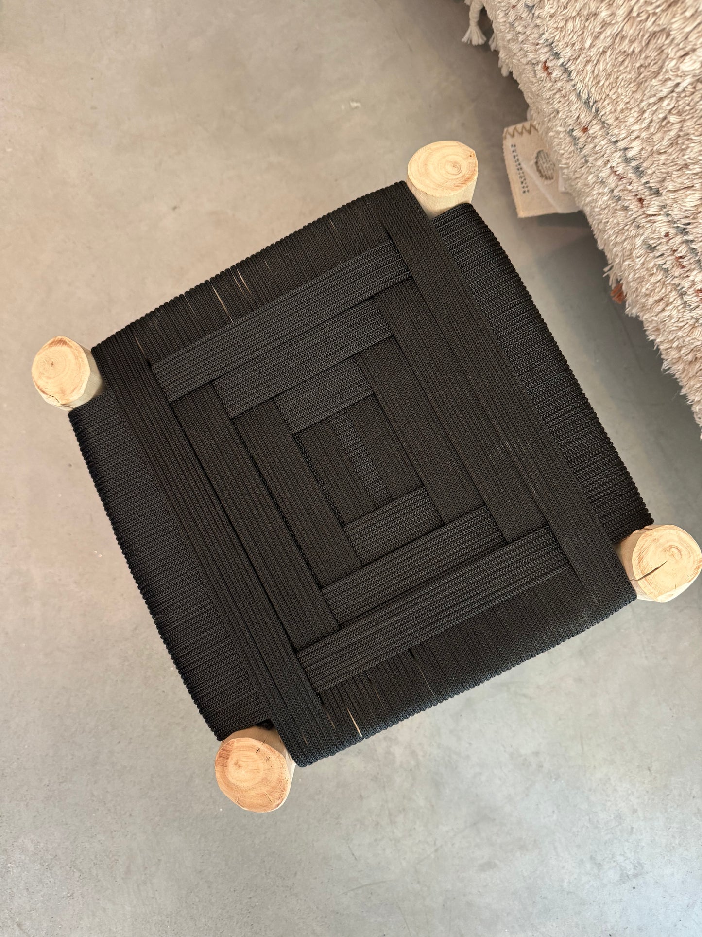 Tabouret tressé coloré artisanat marocain 30 cm