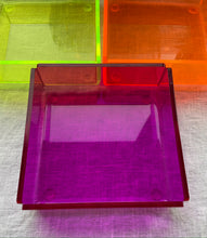 Charger l&#39;image dans la galerie, Boite plateau carrée ultra design en plexi aux coloris pop et fluo Taille M
