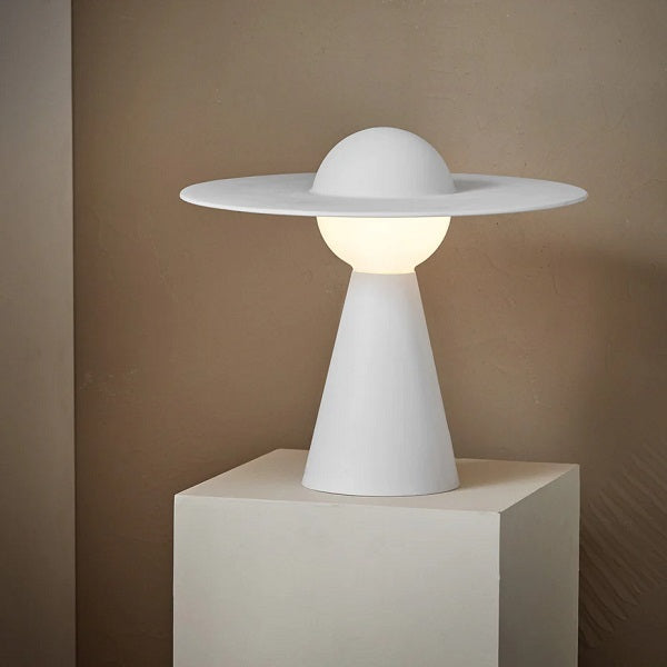 LAMPE EN PORCELAINE EN FORME DE CHAPEAU DE MOEBE - LA PETITE BOITE JAUNE
