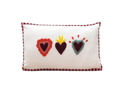 Coussin rectangulaire fun avec des coeurs multicolores