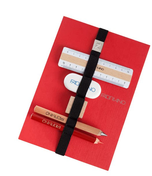 Elastique pratique porte carnet et stylo de la maison FABRIANO