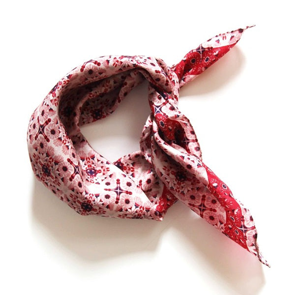 Foulard en soie 50 x 50 cm