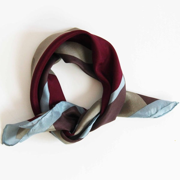 Foulard en soie 50 x 50 cm