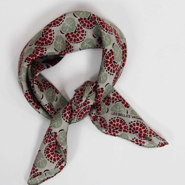 Foulard en soie 50 x 50 cm